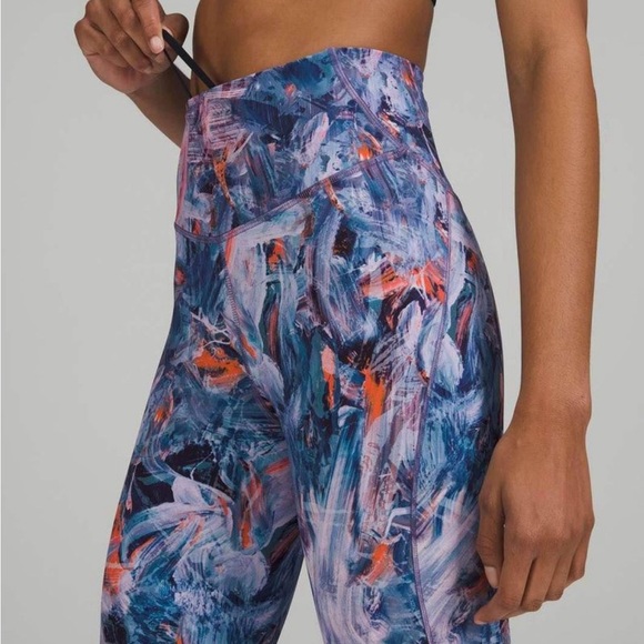 2 Pairs of Lululemon Leggings - Size 2, Never Worn - Picture 2 of 4